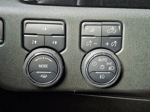 New 2025 Chevrolet Silverado 3500 LT w/ Convenience Package image 16