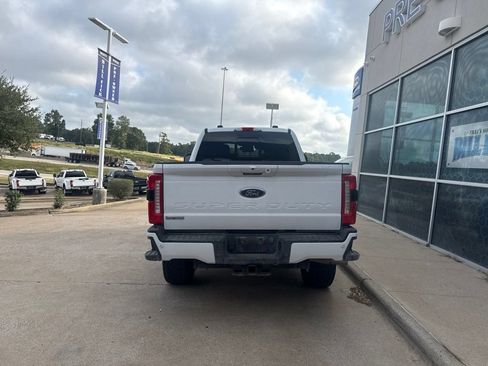 Used 2023 Ford F250 Lariat w/ Sport Appearance Package AWD/4WD image 6