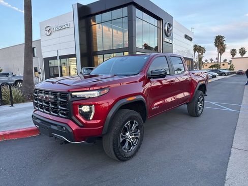 Used 2023 GMC Canyon AT4 w/ AT4 Premium Package AWD/4WD image 2