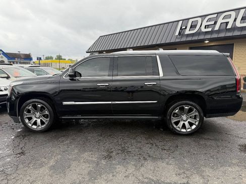 Used 2016 Cadillac Escalade ESV Platinum AWD/4WD image 8