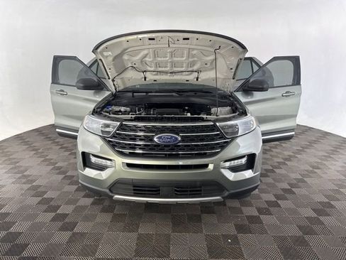 Used 2020 Ford Explorer XLT w/ Equipment Group 202A image 11