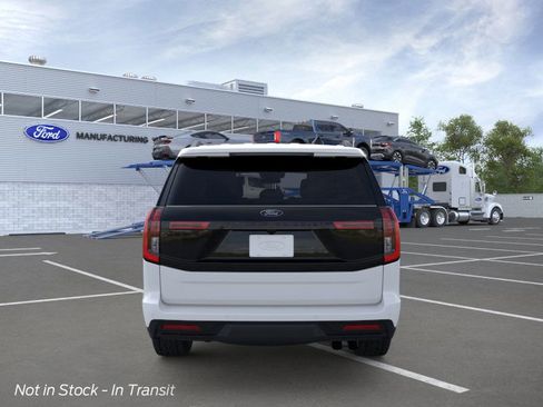 New 2026 Ford Expedition Tremor image 5