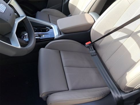 New 2025 Audi Q5 2.0T Premium Plus image 18