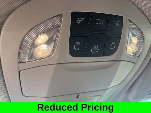 Used 2023 Chrysler Voyager LX FWD image 27
