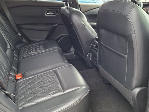 Used 2021 Nissan Rogue Platinum AWD/4WD image 22