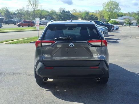 Certified 2022 Toyota RAV4 XLE w/ Convenience Package AWD/4WD image 21