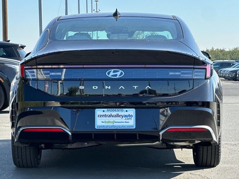 New 2026 Hyundai Sonata SEL image 5
