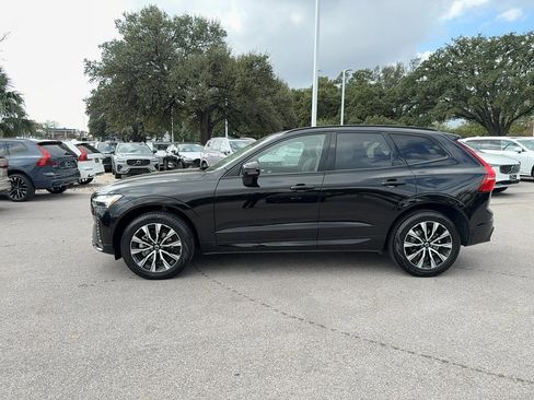 Used 2025 Volvo XC60 B5 Plus w/ Climate Package image 3