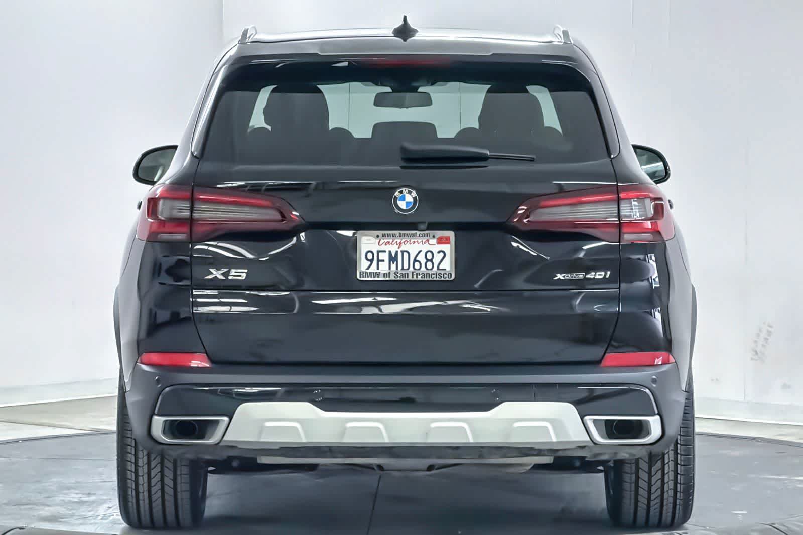 Used 2022 BMW X5 xDrive40i w/ Parking Assistance Package AWD/4WD image 7