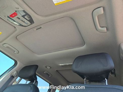 New 2026 Kia EV9 Wind image 11