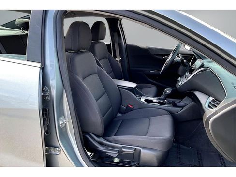 Used 2024 Chevrolet Malibu LS image 27