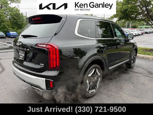 Certified 2024 Kia Telluride S w/ S Sunroof Package AWD/4WD image 5
