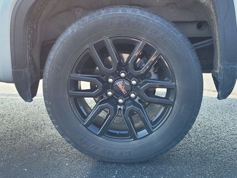 Used 2021 GMC Sierra 1500 Elevation AWD/4WD image 10