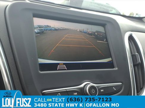 Used 2020 Chevrolet Equinox LS w/ LS Convenience Package image 13