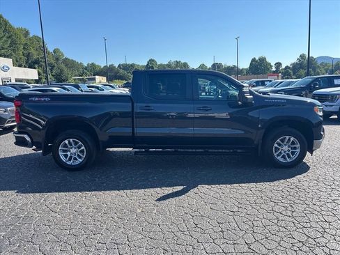 Used 2024 Chevrolet Silverado 1500 LT w/ Protection Package AWD/4WD image 9