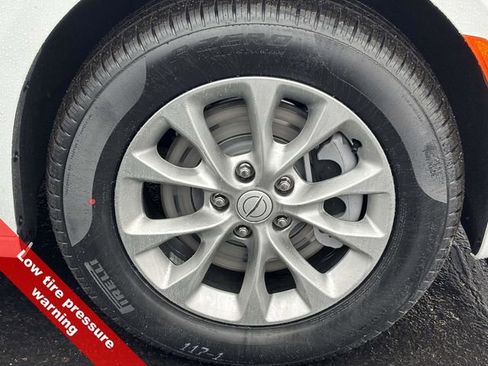 New 2026 Chrysler Pacifica Select image 37