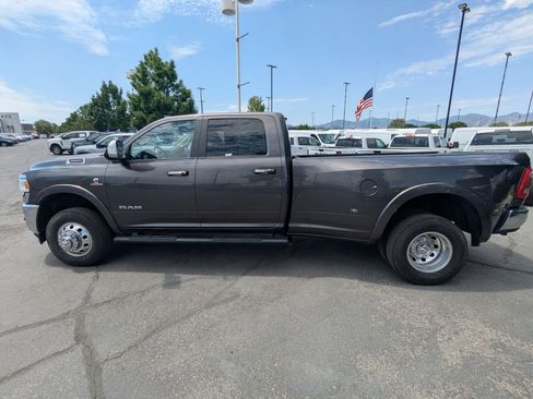 Used 2019 RAM 3500 Laramie AWD/4WD image 9