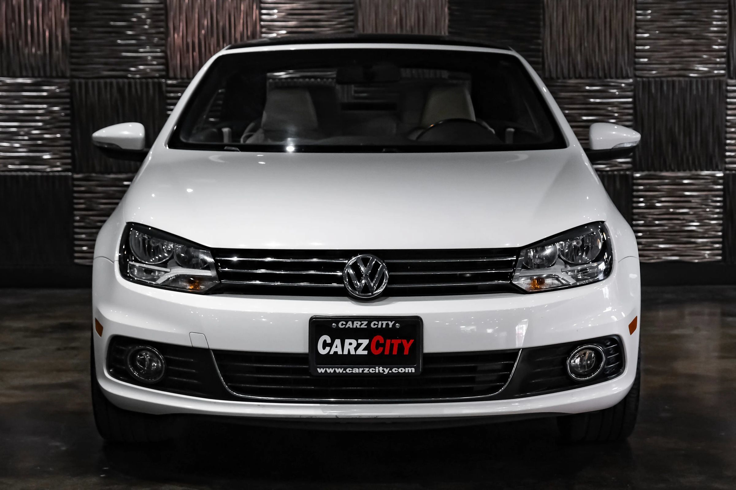 Used 2012 Volkswagen Eos Komfort FWD image 6