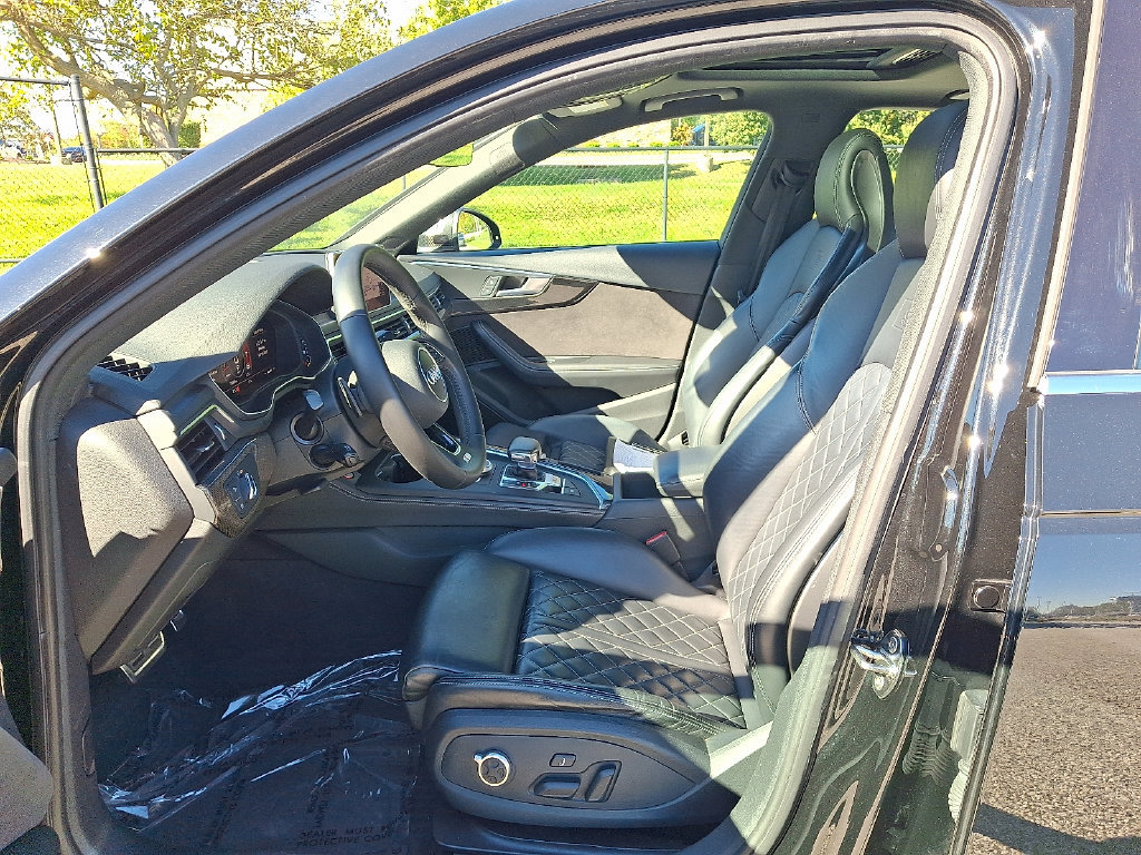 Used 2018 Audi S4 Premium Plus w/ Navigation Package AWD/4WD image 14