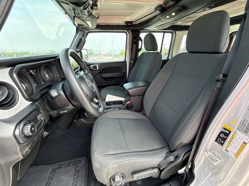Used 2024 Jeep Wrangler Unlimited Sport AWD/4WD image 13