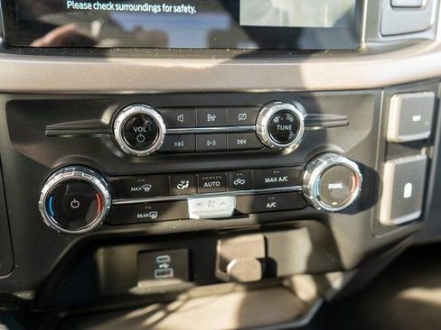 Used 2024 Ford F150 XLT AWD/4WD image 27