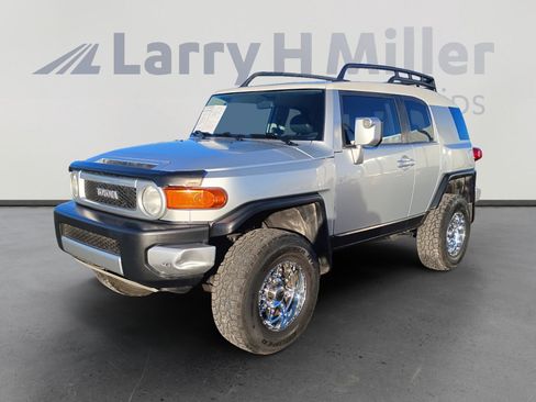 Used 2007 Toyota FJ Cruiser 4WD image 1