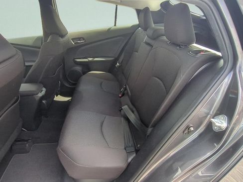 Used 2019 Toyota Prius LE FWD image 17
