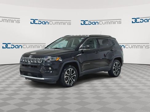 Used 2022 Jeep Compass Limited AWD/4WD image 4