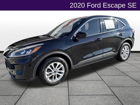 Used 2020 Ford Escape SE image 1