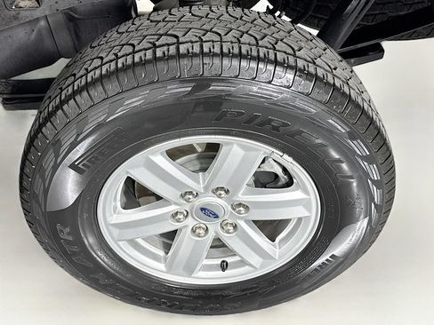 Used 2023 Ford F150 XLT AWD/4WD image 32