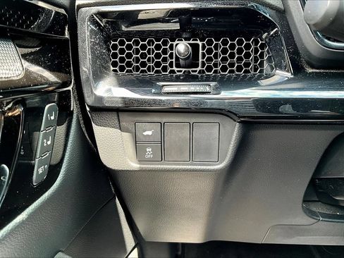Used 2024 Honda CR-V Sport Touring image 15