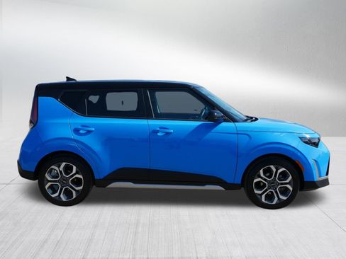 Certified 2025 Kia Soul EX image 8
