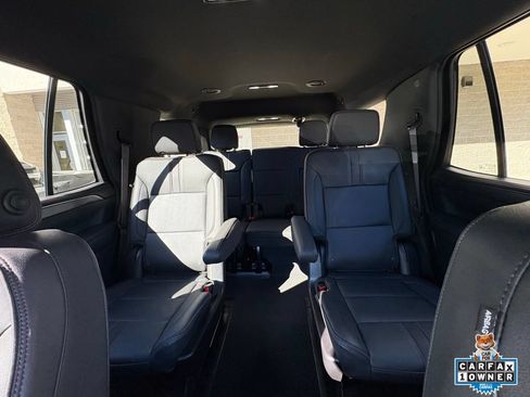 Used 2024 Chevrolet Tahoe RST w/ RST Performance Edition AWD/4WD image 6