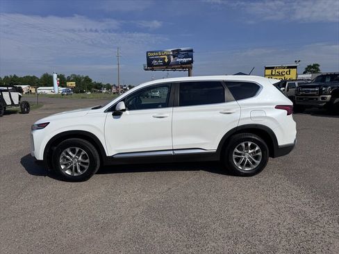 Used 2019 Hyundai Santa Fe SE AWD/4WD image 5