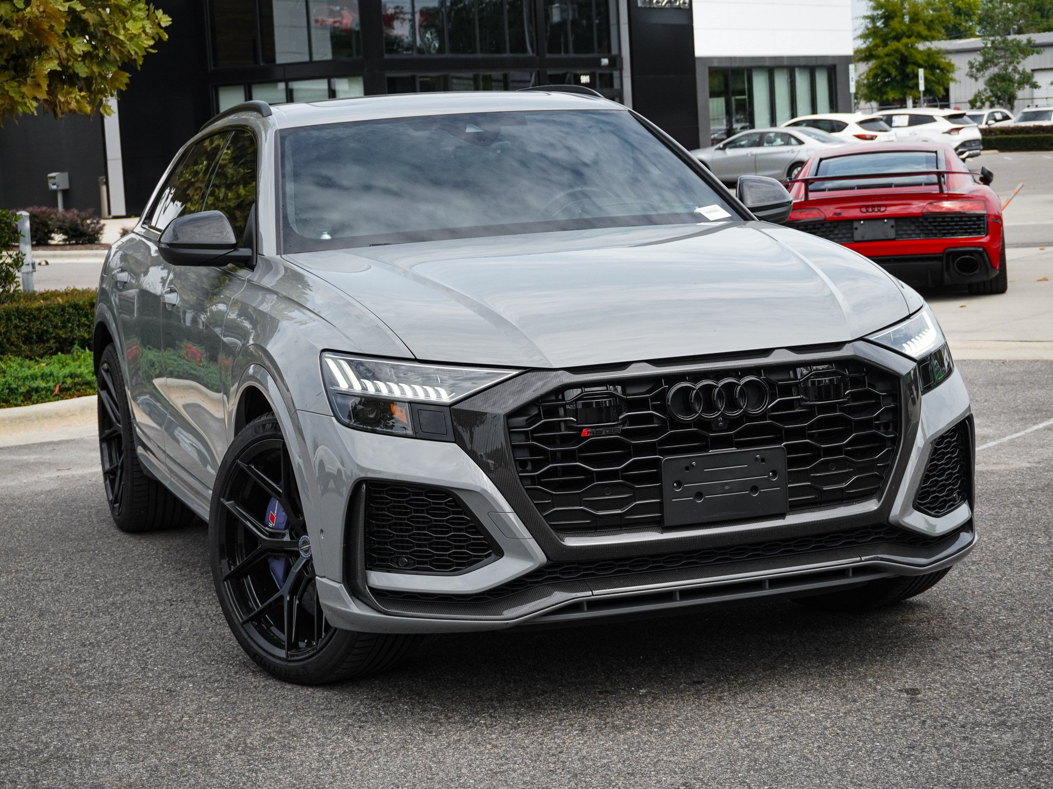 Used 2022 Audi RS Q8 AWD/4WD image 2