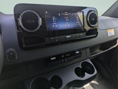 New 2026 Mercedes-Benz Sprinter 2500 image 7