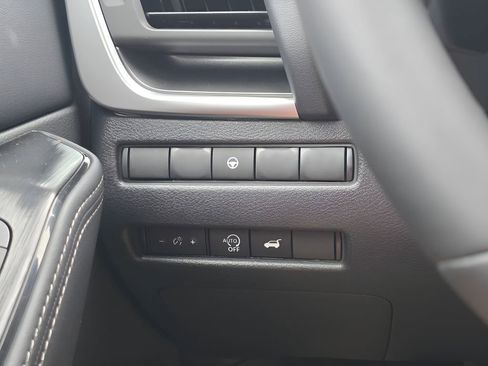 New 2026 Nissan Rogue SV w/ Cold Weather Package AWD/4WD image 23