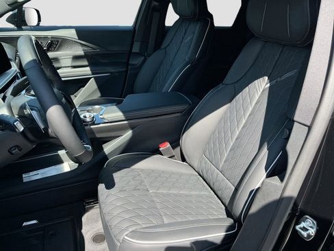 New 2026 Cadillac Lyriq V AWD/4WD image 22