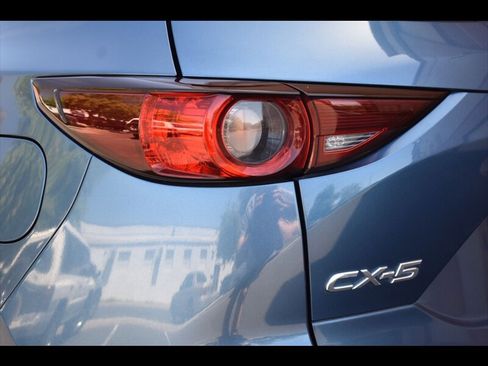 Used 2018 MAZDA CX-5 Touring w/ Preferred Equipment Package FWD image 49