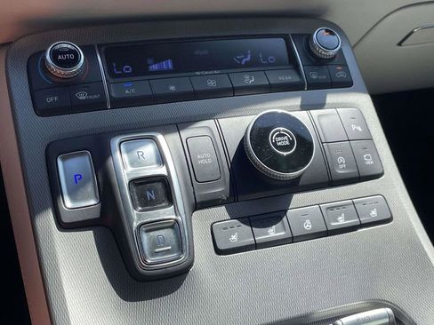 Used 2021 Hyundai Palisade Limited FWD image 22