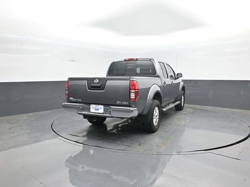 Used 2018 Nissan Frontier SV AWD/4WD image 7
