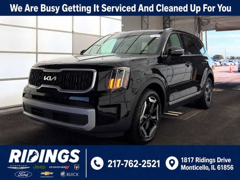 Used 2025 Kia Telluride EX w/ EX Captain's Chair Package FWD image 1