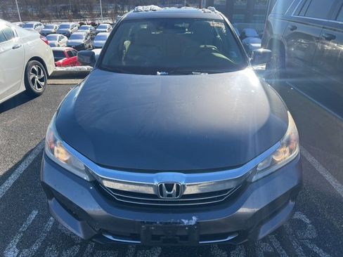 Used 2017 Honda Accord EX-L image 6
