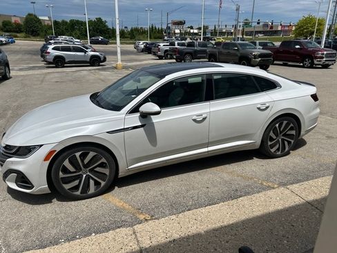 Used 2021 Volkswagen Arteon SEL FWD image 2