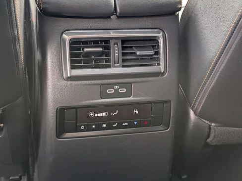 Used 2024 MAZDA CX-90 3.3 Turbo w/ Preferred Plus image 14