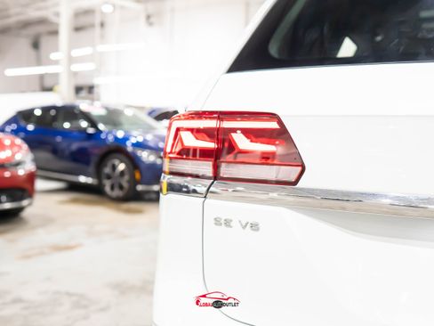 Used 2022 Volkswagen Atlas SE image 46