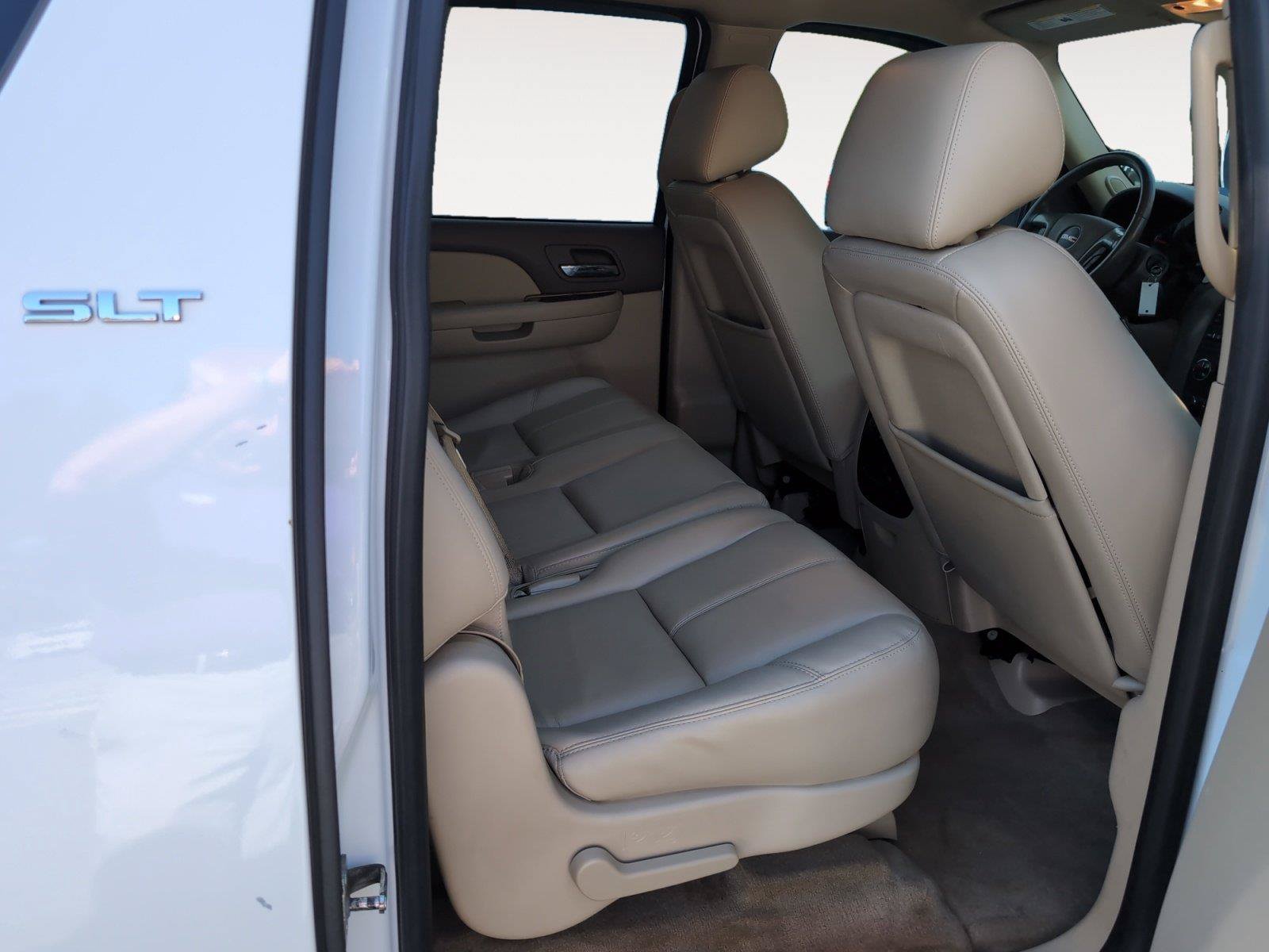 Used 2013 GMC Yukon XL SLT AWD/4WD image 15