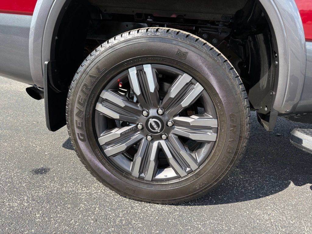 Used 2023 Nissan Titan Platinum Reserve AWD/4WD image 10