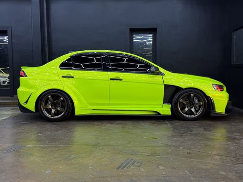 Used 2010 Mitsubishi Lancer Evolution SE image 10