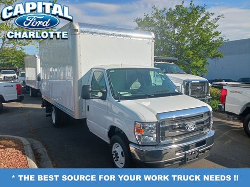 New 2027 Ford E-350 and Econoline 350 Super Duty w/ Power Equipment Group RWD image 2